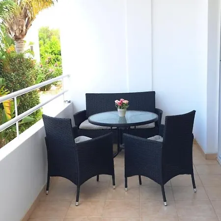 Nissi 3 Pool View 圣纳帕